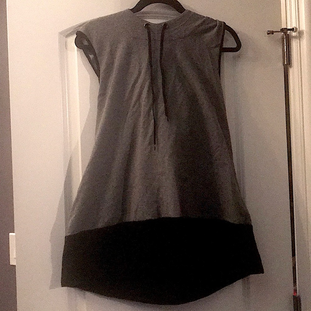 Sleeveless X Back Hoodie